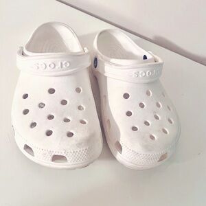 Women's 7 Crocs